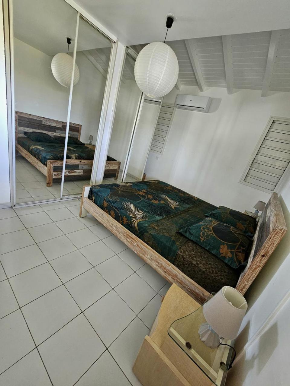 VILLA 6-10 PERS, VUE MER, Piscine Privée, PLAGE A PIEDS Le Gosier  Exterior foto